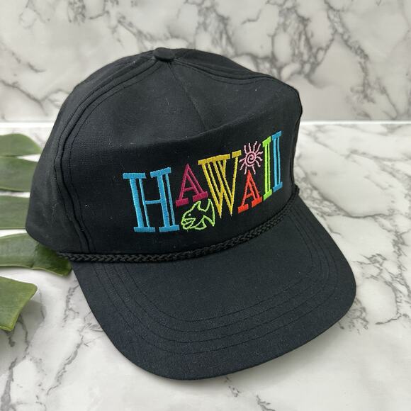 Hawaii Vintage 90s Snap Back Hat One Size Black Rainbow Embroidered Fish Sun - Picture 1 of 6